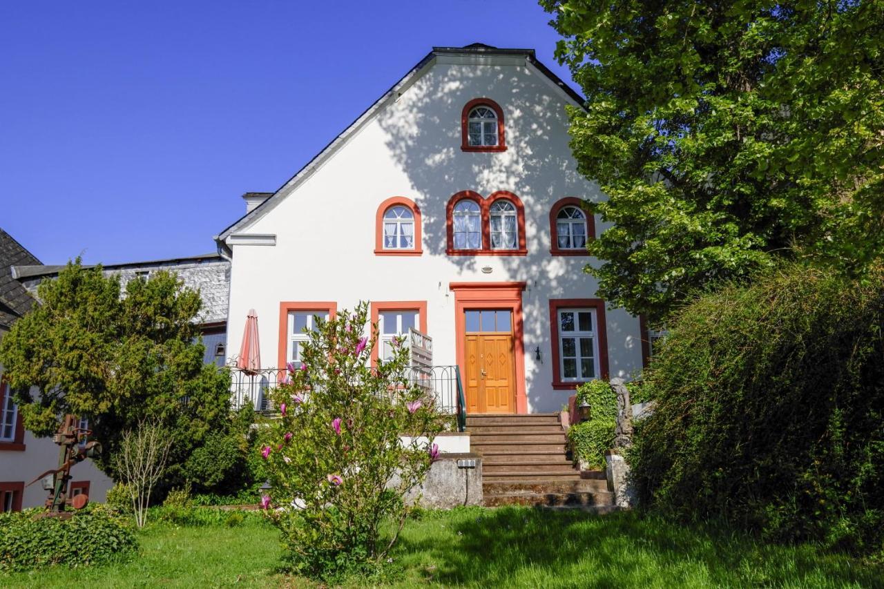 Hotel Klostermuehle Siebenborn Maring-Noviand Exterior photo
